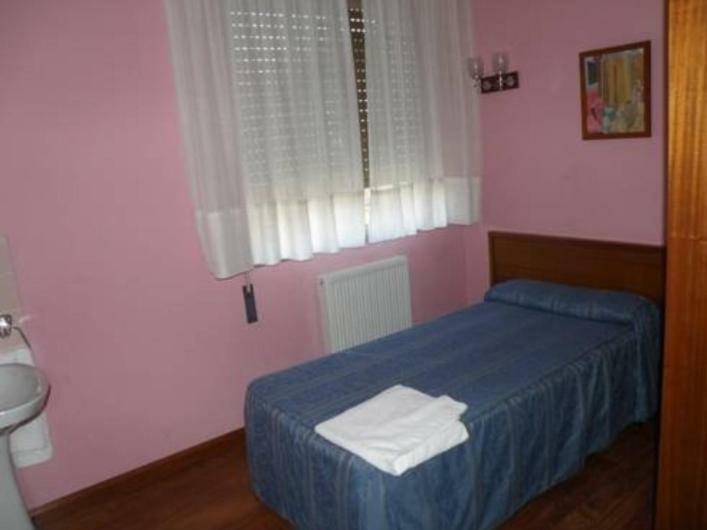 Hostal Ezequiel Los Arcos Exterior photo